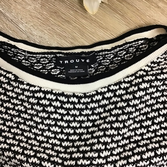 Trouve from Nordstrom Black & White Sweater Medium - Picture 8 of 8